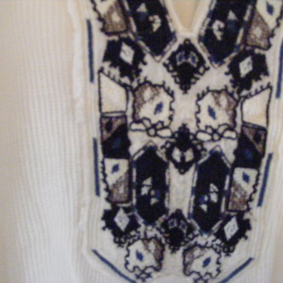 FREE PEOPLE VINTAGE TOP - Picture 2 of 6